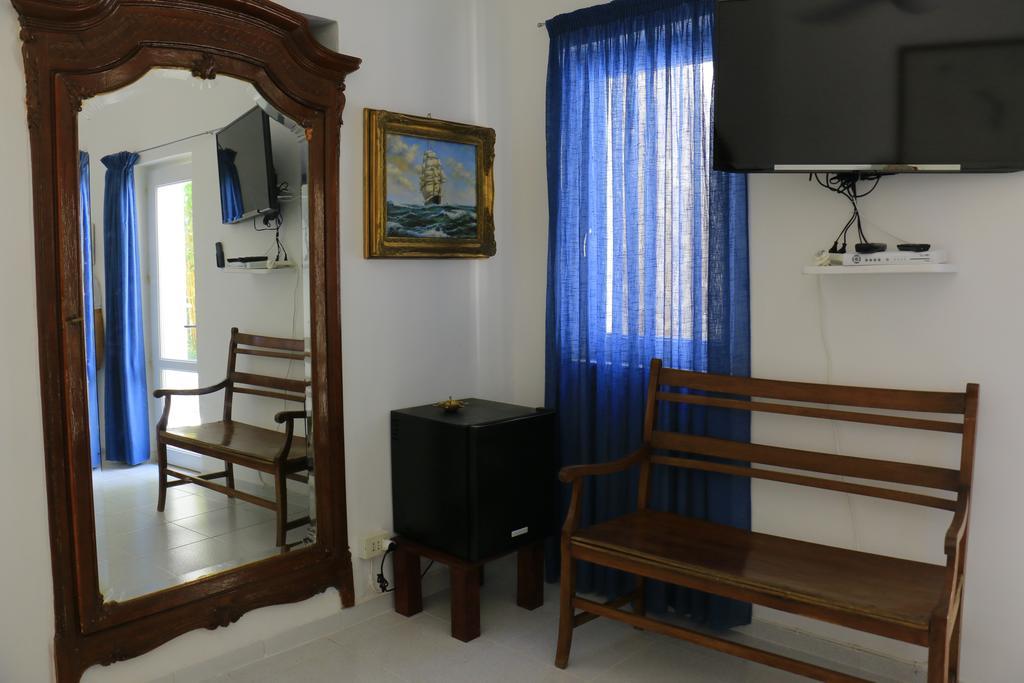 Cala Cavone Guest House Ponza Exterior photo