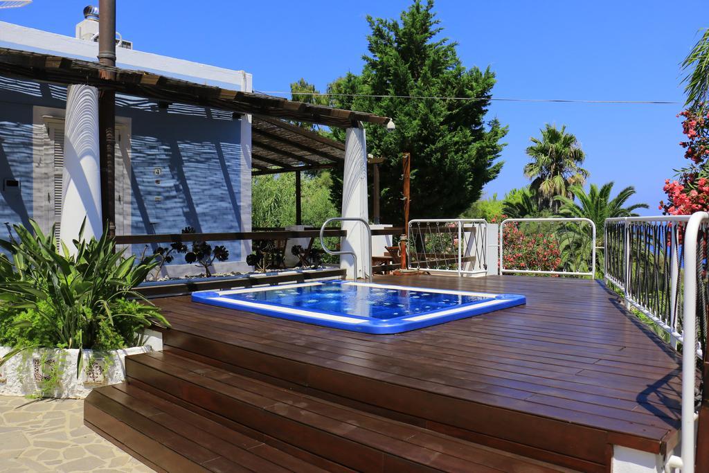 Cala Cavone Guest House Ponza Exterior photo