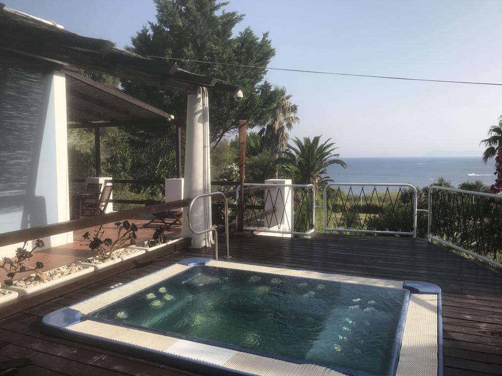 Cala Cavone Guest House Ponza Exterior photo