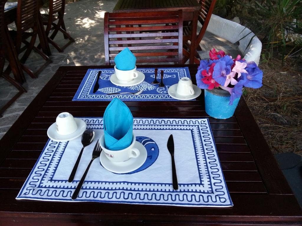 Cala Cavone Guest House Ponza Exterior photo