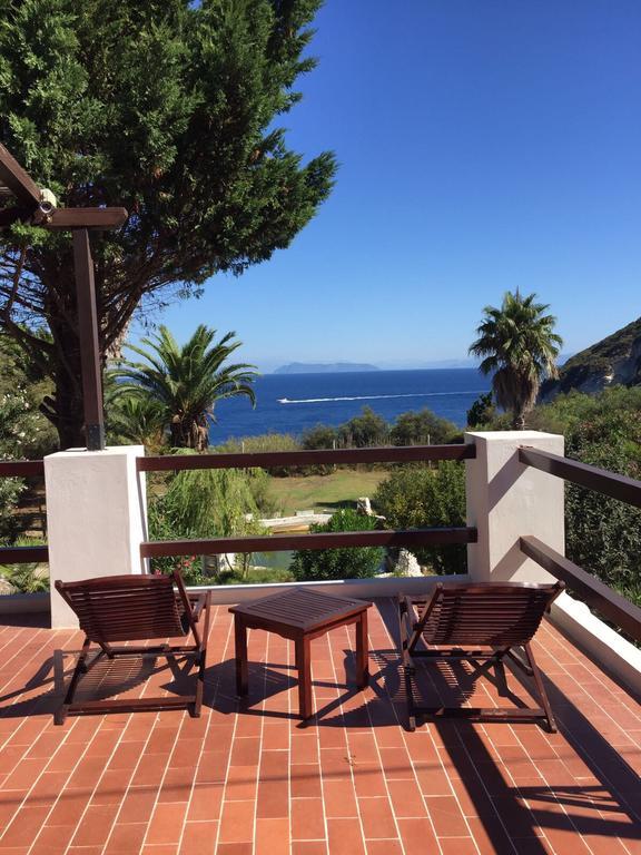 Cala Cavone Guest House Ponza Exterior photo